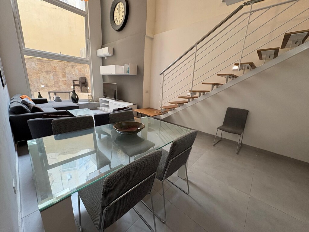 Sliema-furnished-apartment-to-let-christies-malta